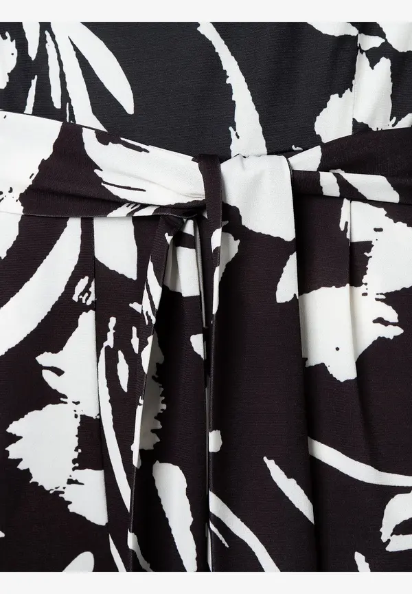 More & More Jersey Jumpsuit, Schwarz/ecru, Frühjahrs-Kollektion