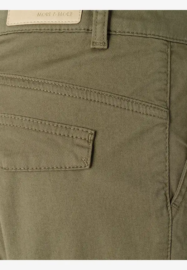 More & More Chino, Soft Reed Green, Sommer-Kollektion