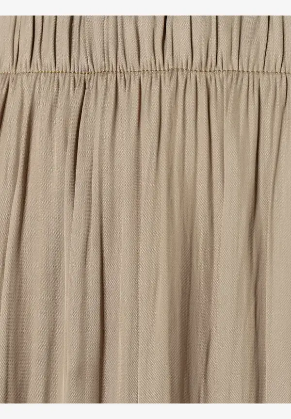 More & More Satinrock, Soft Toffee, Sommer-Kollektion