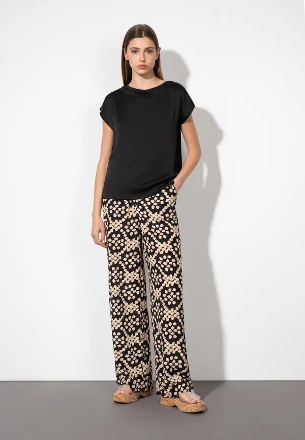 More & More Shirt Mit Satinfront, Schwarz