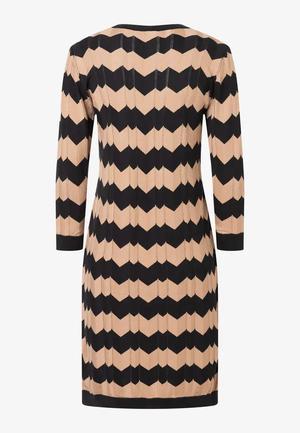 More & More Strickkleid, Zick Zack Dessin