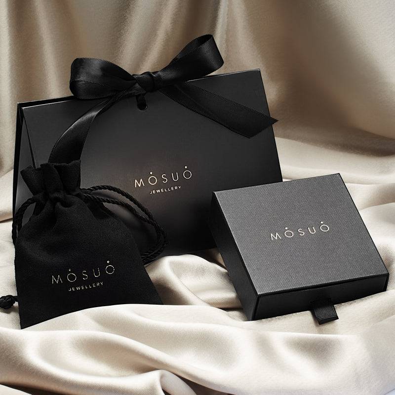 Mosuo Jewellery Diamant Buchstaben Halskette “C” - Vermeil