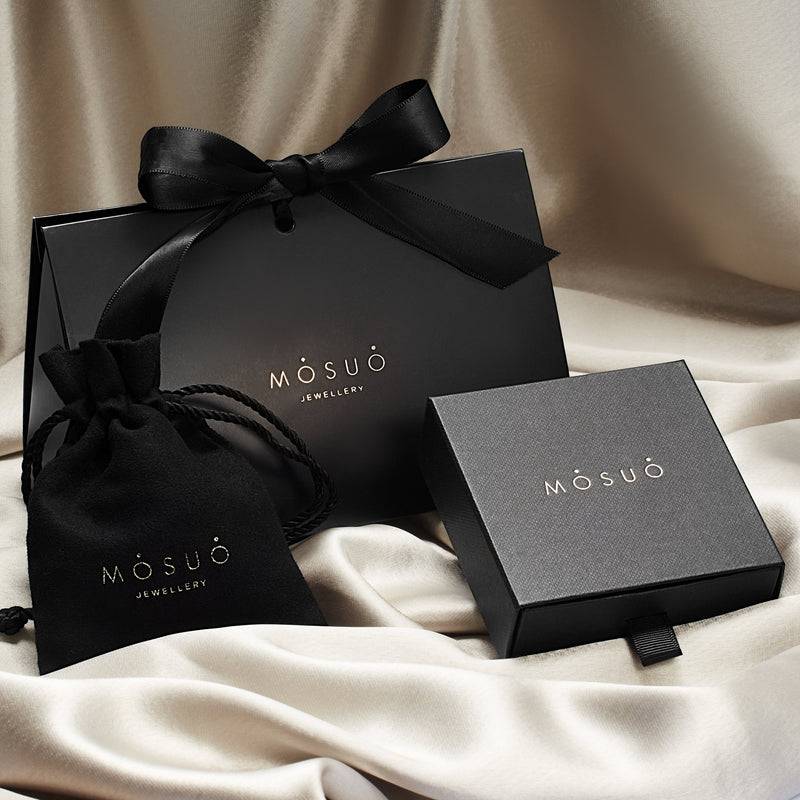 Mosuo Jewellery Diamant Buchstaben Halskette “I” - Vermeil