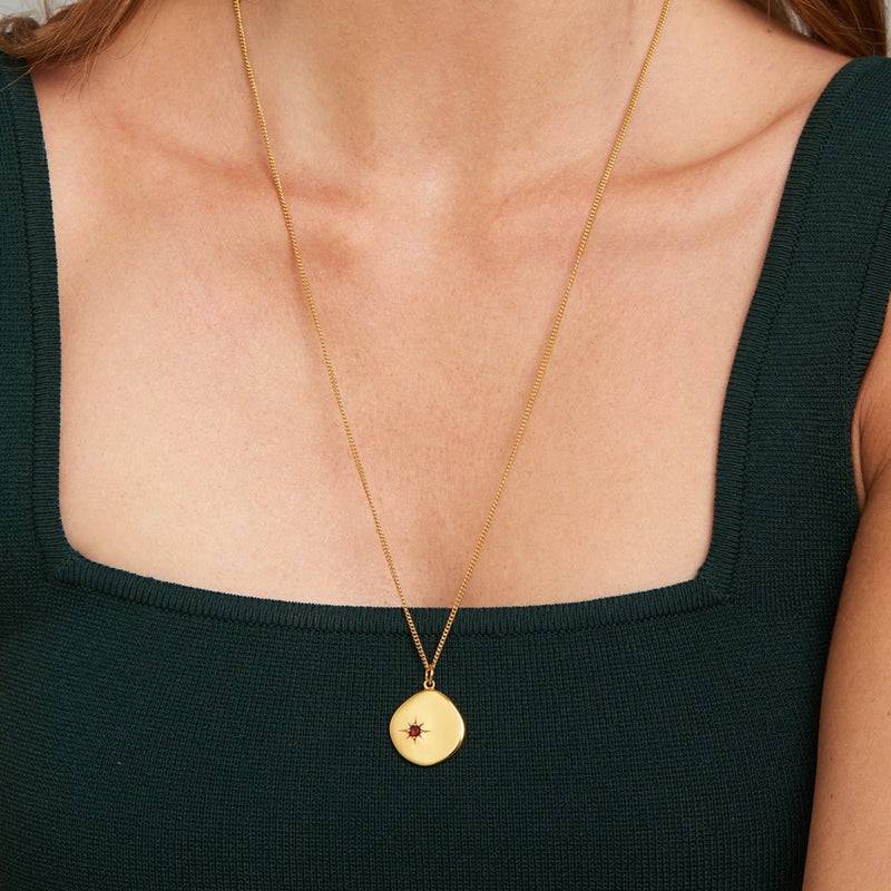 Mosuo Jewellery Geburtsstein Halskette Januar - Vermeil & Granat