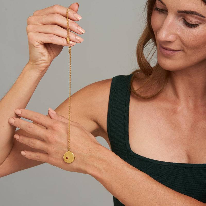 Mosuo Jewellery Geburtsstein Halskette Januar - Vermeil & Granat