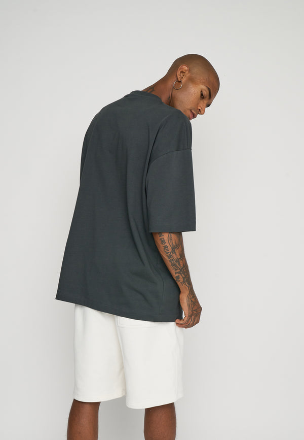 Multiply Spparel Oversize T-Shirt SACRED Black Soda