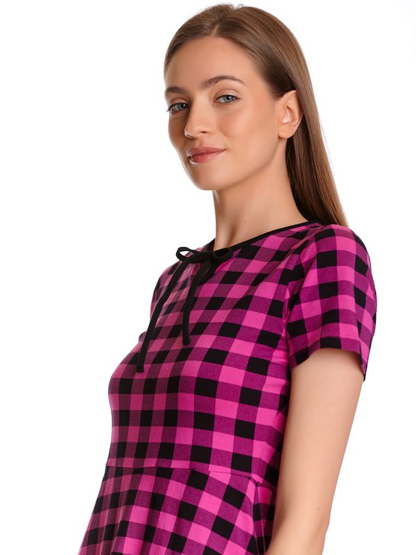 Nastrovje Potsdam Pussy Deluxe Back To 1955 Pink Checkered Damen A-Linien-Kleid Pink Allover