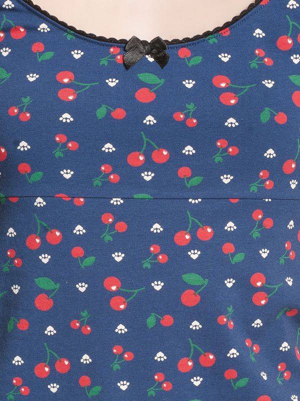 Nastrovje Potsdam Pussy Deluxe Cat Paws & Cherries Damen T-Shirt Blau Allover