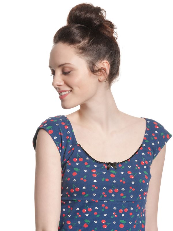 Nastrovje Potsdam Pussy Deluxe Cat Paws & Cherries Damen T-Shirt Blau Allover