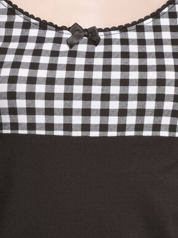 Nastrovje Potsdam Pussy Deluxe Plaid Evie Damen T-Shirt Schwarz/weiß