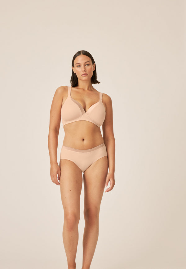 Naturana Bügelloser BH Mit Schale Und Glanzband - Light Beige