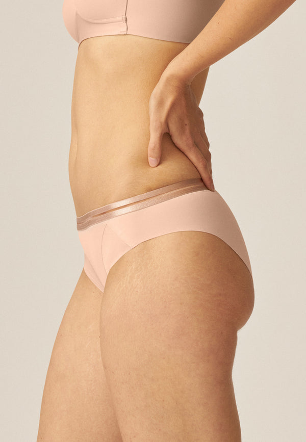 Naturana Clean Cut Slip Mit Mesh-Details - Light Beige