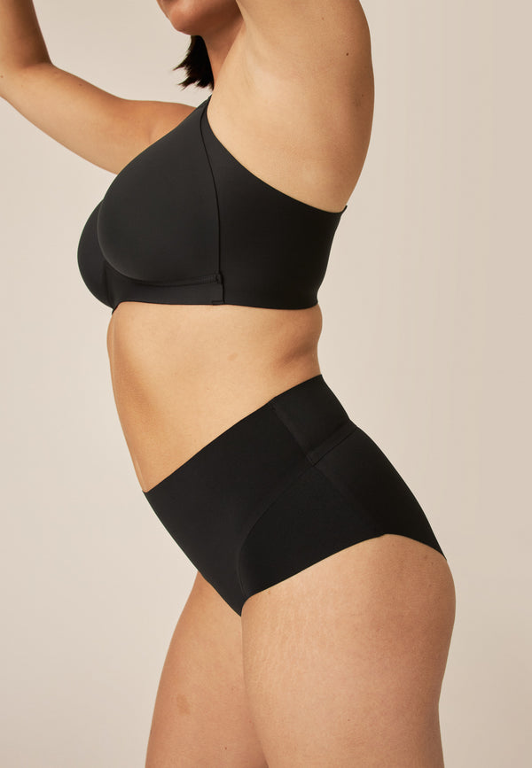 Naturana High Waist Slip Mit Leichtem Shape-Effekt - Schwarz