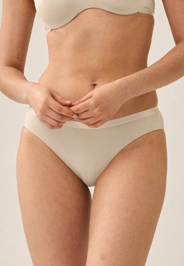 Naturana Slip - Light Beige