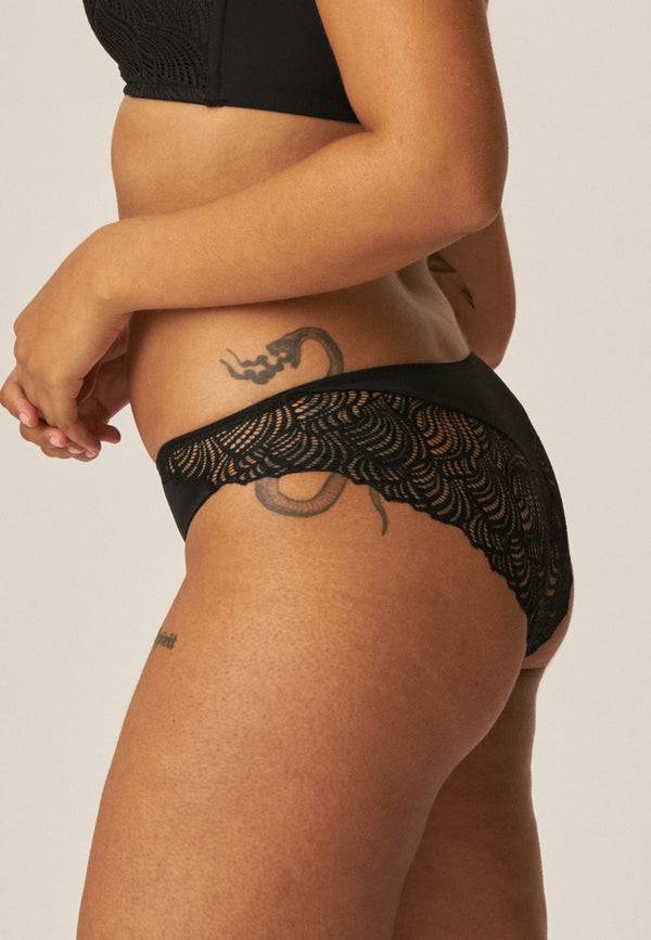 Naturana Slip Mit Spitzendetails - Schwarz