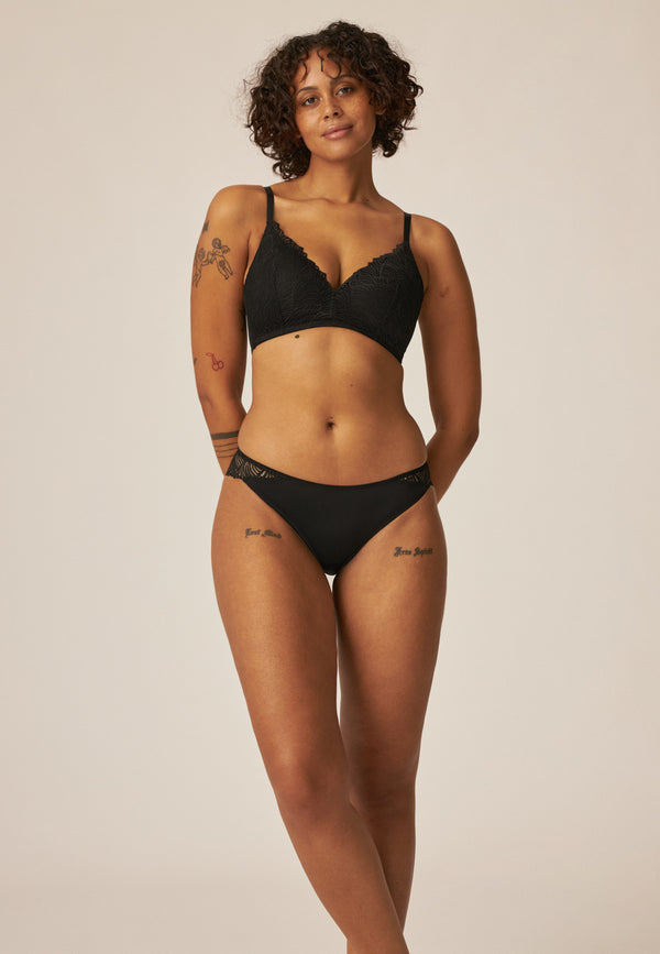 Naturana Slip Mit Spitzendetails - Schwarz