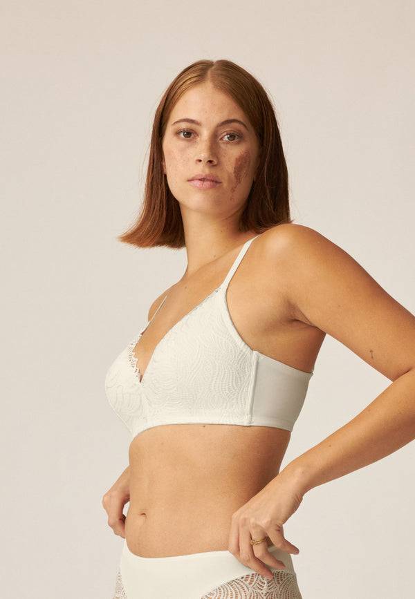 Naturana Soft-BH Mit Schale Und Spitze - Ecru