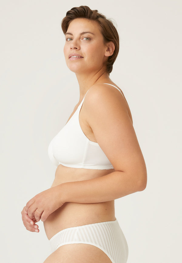 Naturana Soft-BH Mit Schale Und Entlastungsträgern - Champagner