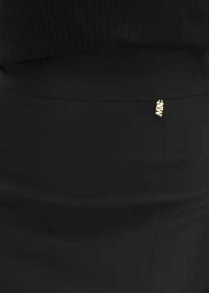 Nicowa Classic Sheath Skirt - COLINERA In BLACKarticle Number NC8A12044019E-019