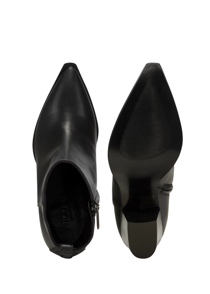 Nicowa Plain Ankle Boots PIAWOLO In BLACKarticle Number NC8A21501019E-002