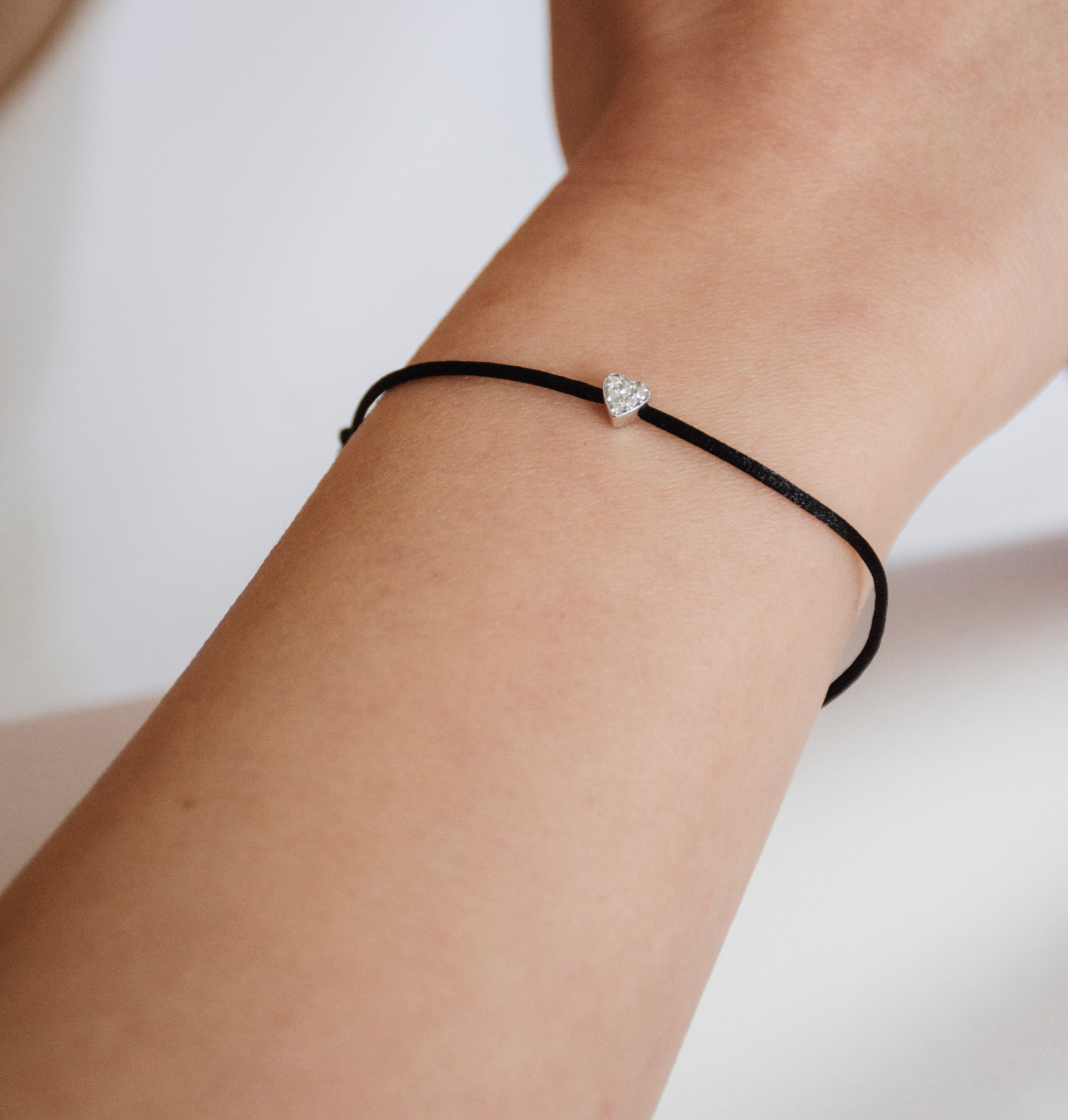 Nina Kastens Diamond Heart Bracelet Black