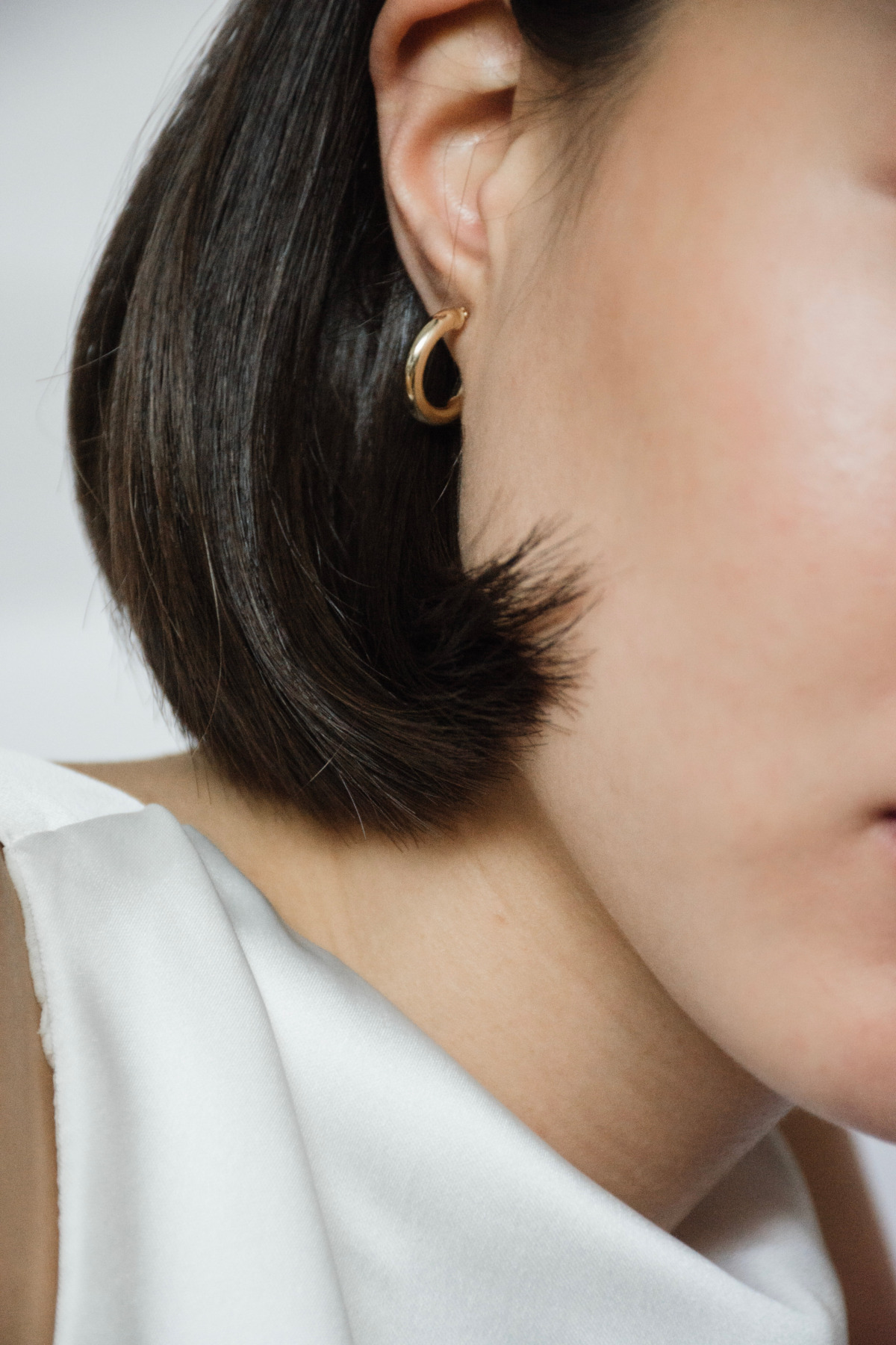 Nina Kastens Essential Gold Hoops Small