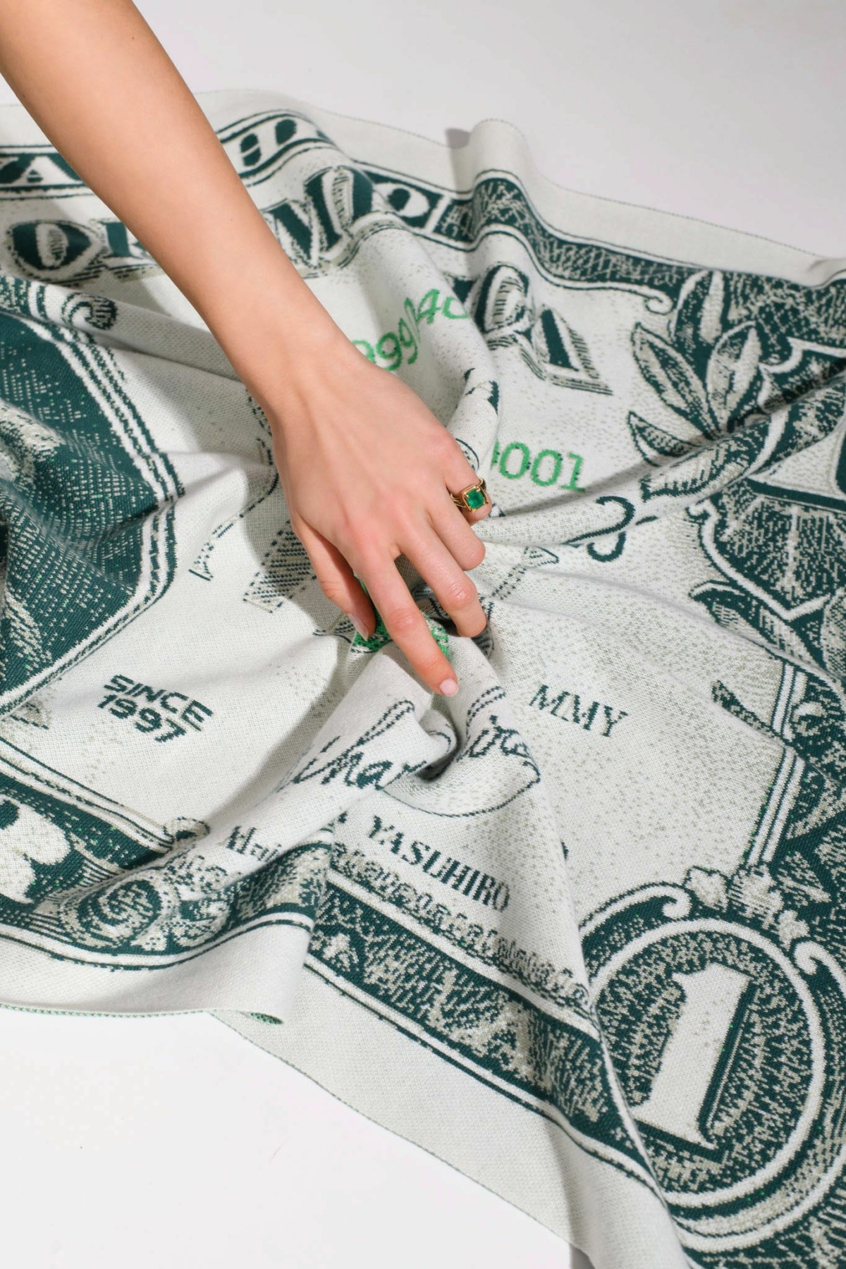 Nina Kastens F*CK Ring Emerald