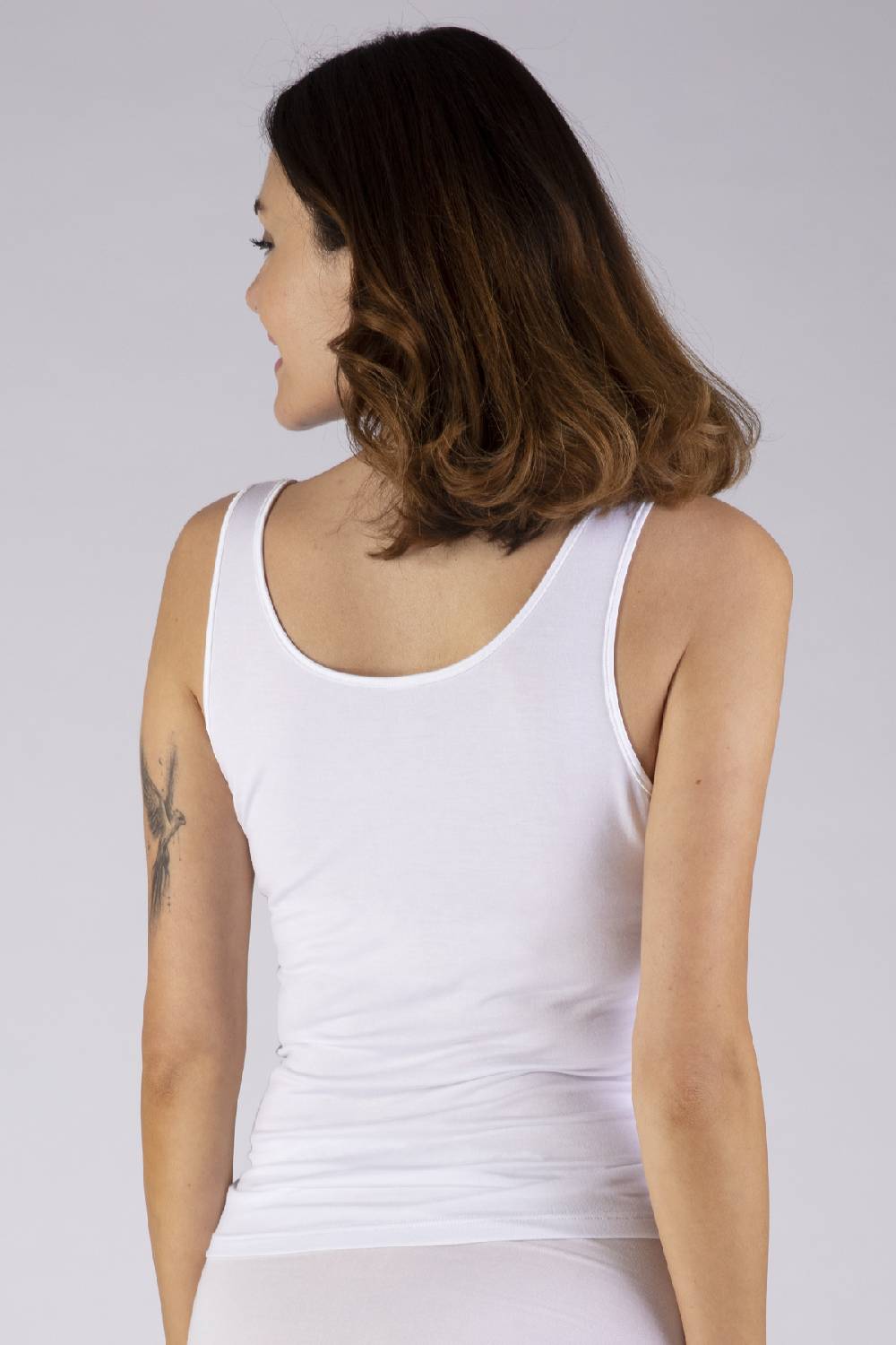 Nina Von C. Achselhemd, Cosy