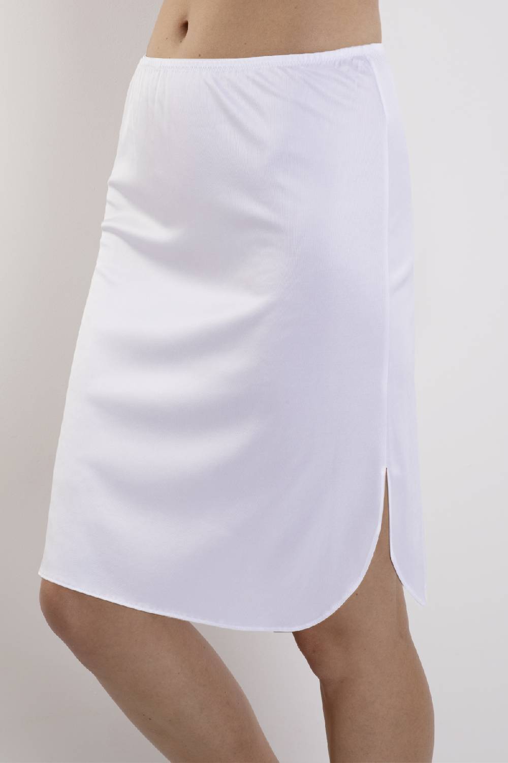 Nina Von C. Halbrock, ELEGANCE