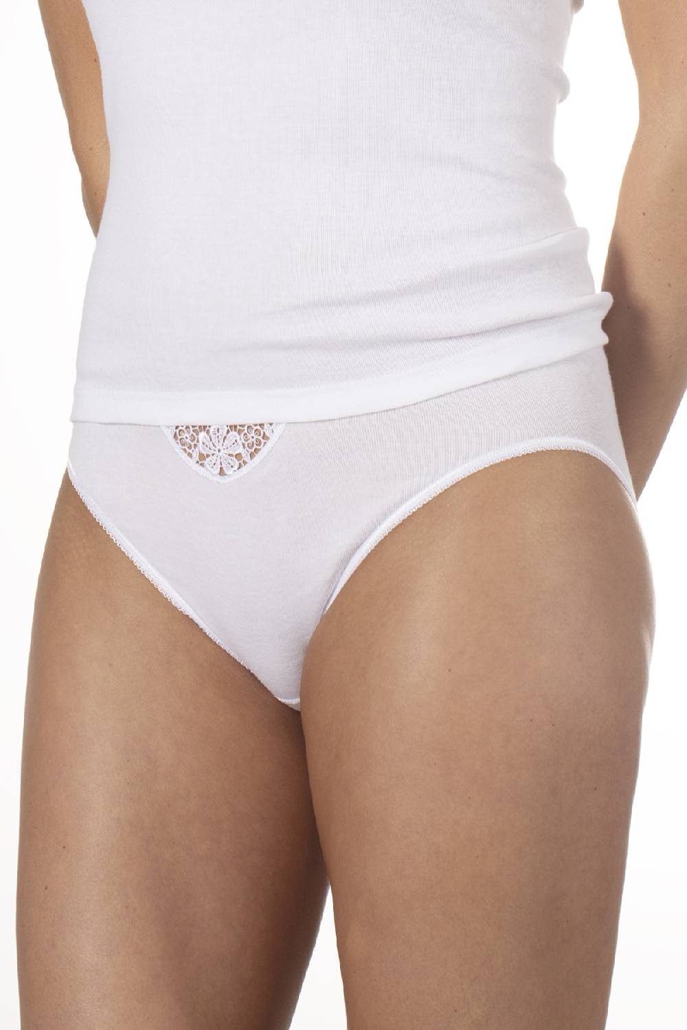 Nina Von C. Jazzpant, DAILY