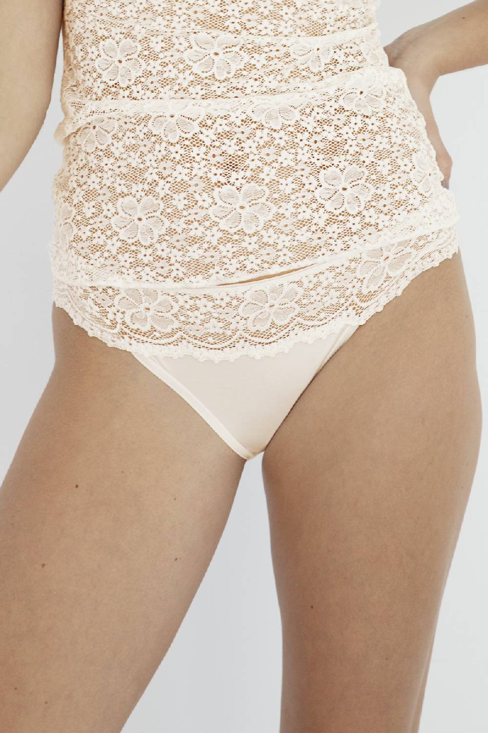 Nina Von C. Jazzpant, MILLEFLEURS