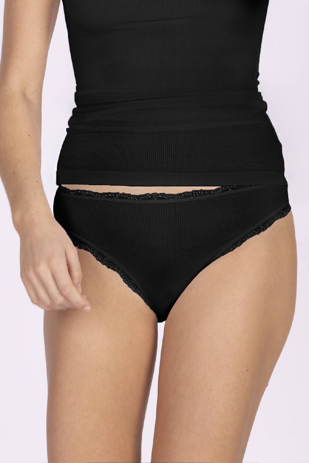 Nina Von C. Minislip, BODY & SOUL