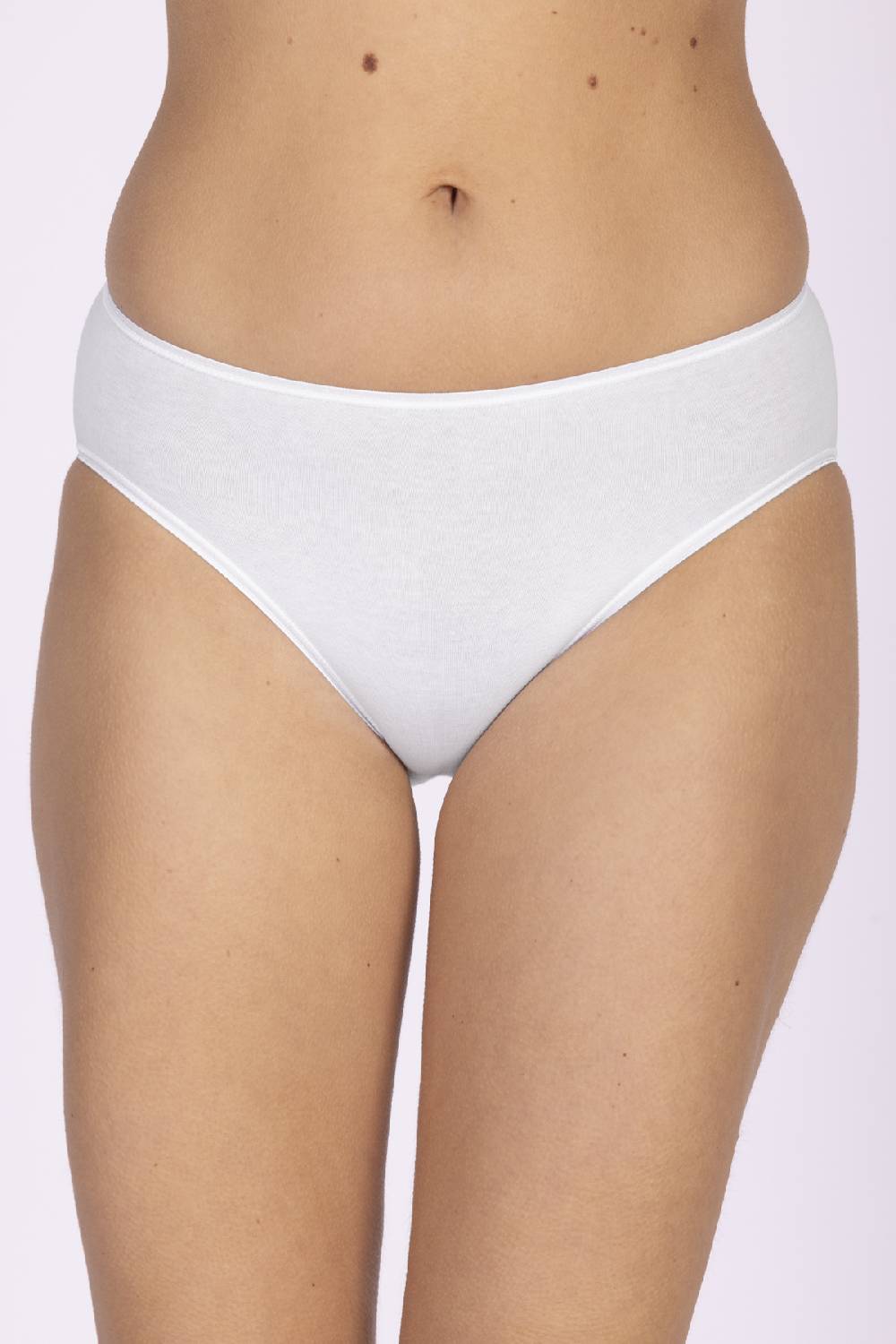 Nina Von C. Minislip