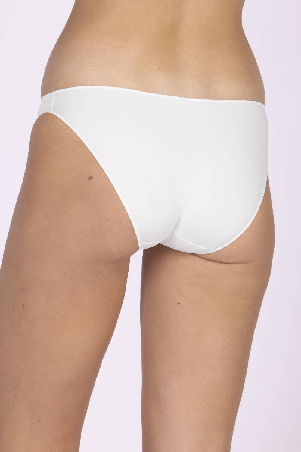 Nina Von C. Minislip, SECRET