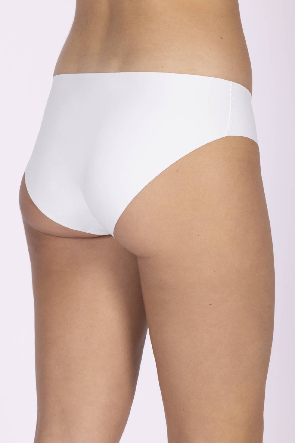 Nina Von C. Minislip, SECRET SOFT