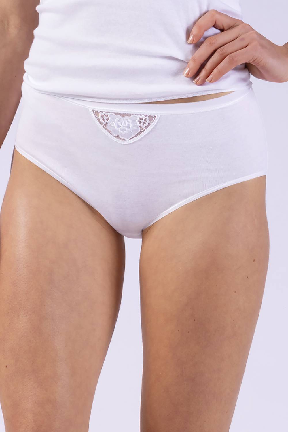 Nina Von C. Taillenslip, Fine Cotton