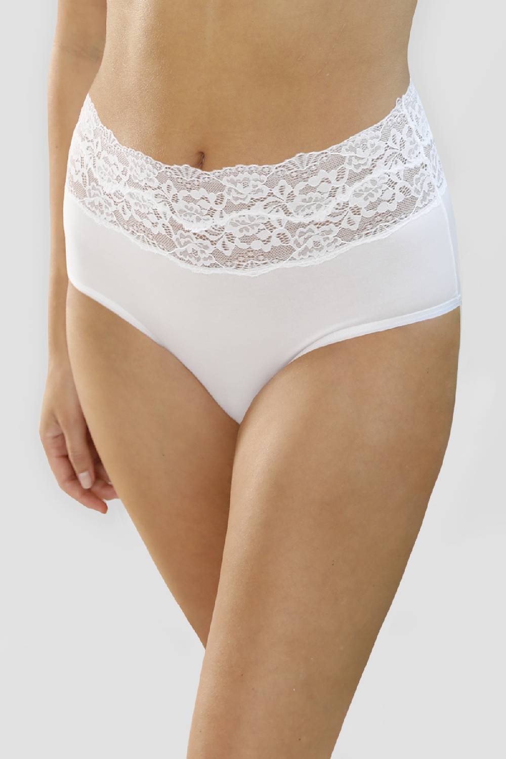 Nina Von C. Taillenslip, ROMANCE