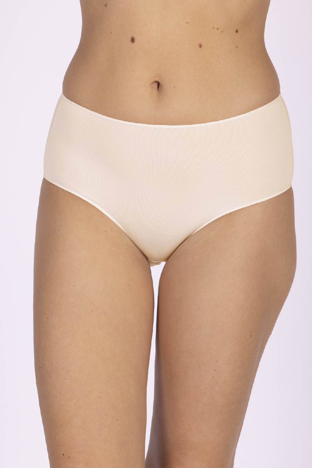 Nina Von C. Taillenslip, SECRET