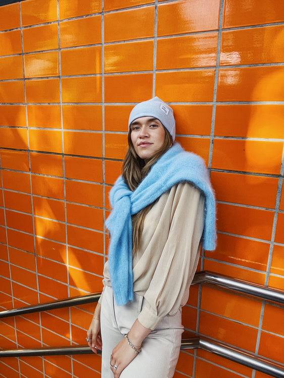 Nonoi Studio BABYBLAUE MÜTZE "BOA" AUS KASCHMIR // UNISEX