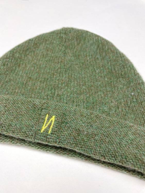 Nonoi Studio KINDERMÜTZE GRÜN "LITTLE GOODWOOD" AUS KASCHMIR & WOLLE