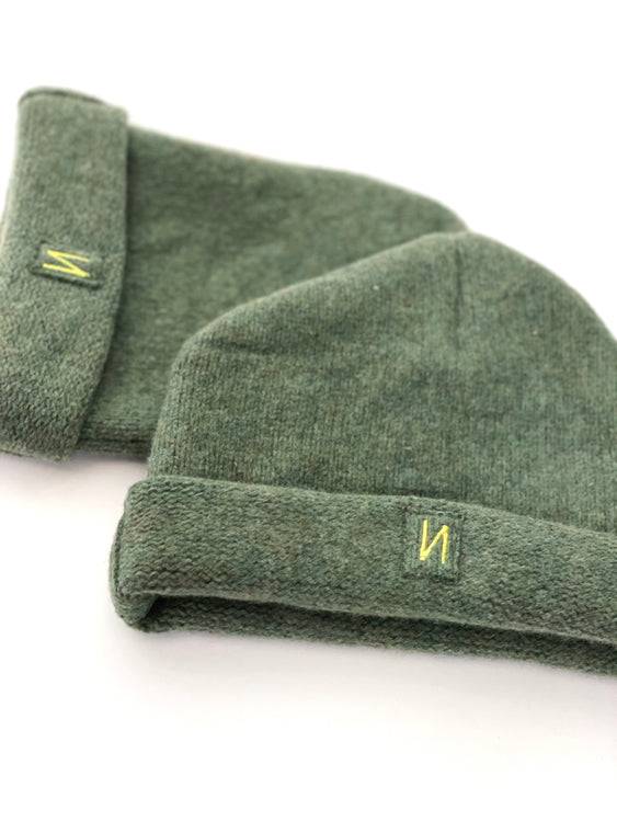 Nonoi Studio KINDERMÜTZE GRÜN "LITTLE GOODWOOD" AUS KASCHMIR & WOLLE