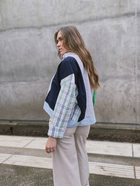 Nonoi Studio Blouson // Grün + Hellblau // Onesize