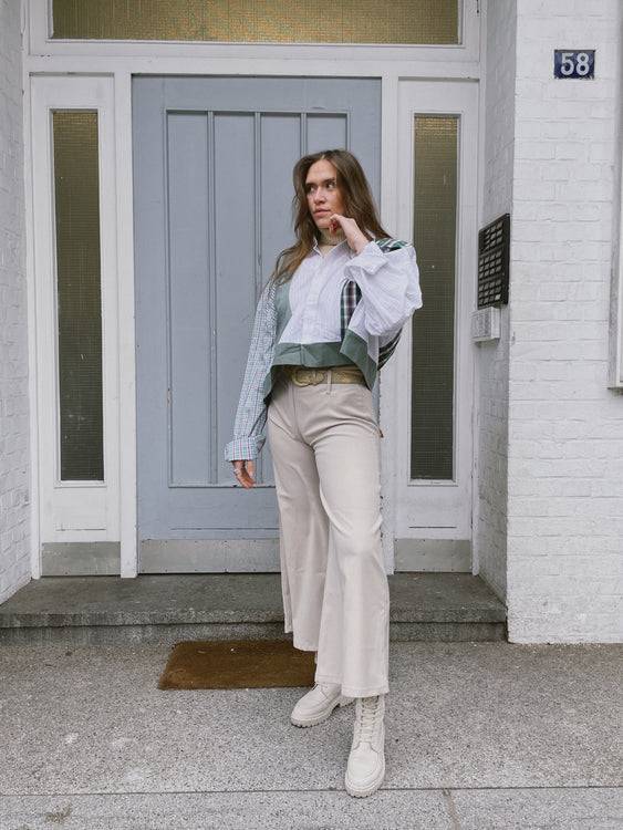 Nonoi Studio Blouson // Salbeigrün // Onesize