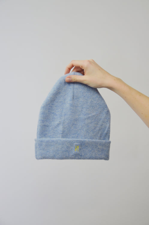Nonoi Studio HELLBLAUE MÜTZE " GERA" AUS WOLLE