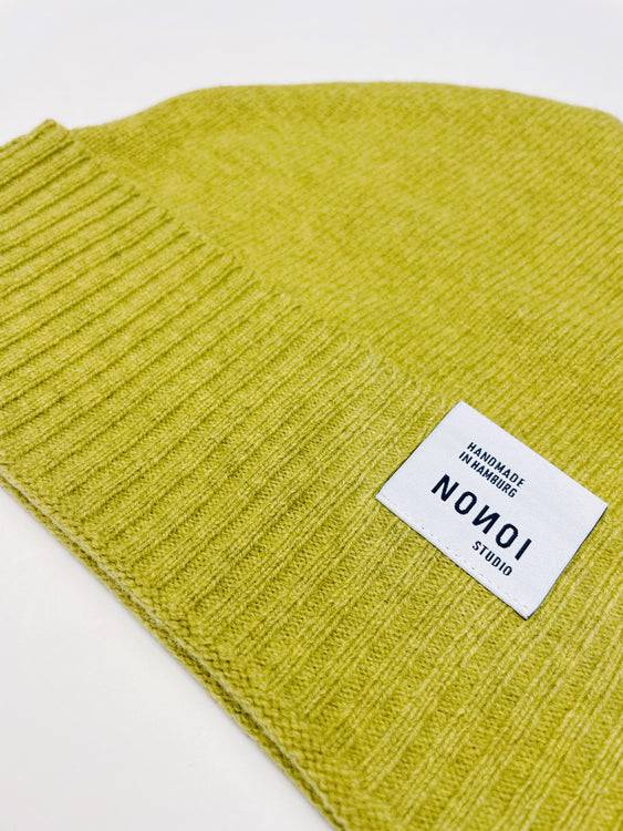 Nonoi Studio HELLGRÜNE MÜTZE "ULLO" AUS WOLLE // UNISEX