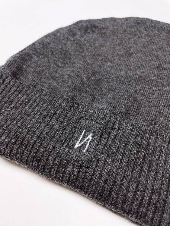 Nonoi Studio MÜTZE GRAU "TOKYO" AUS KASCHMIR // UNISEX