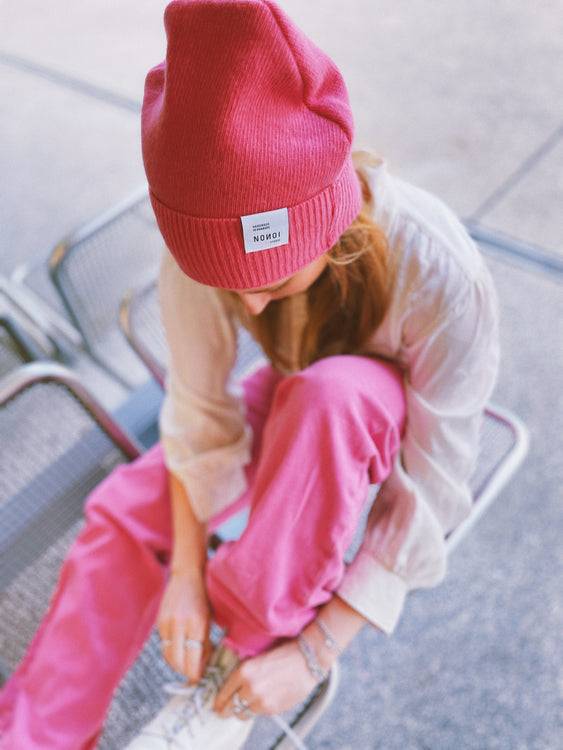 Nonoi Studio PINKE MÜTZE "AKUR" AUS KASCHMIR // UNISEX