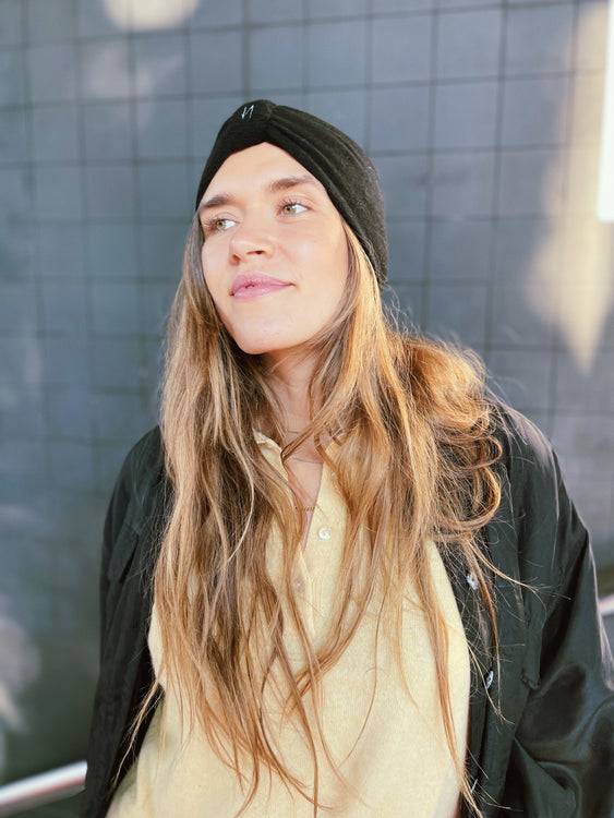 Nonoi Studio STIRNBAND "BROCKEN" SCHWARZ // WOLLE + KASCHMIR