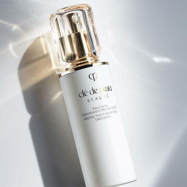 Clé De Peau Beauté Protective Fortifying Emulsion - 125ml