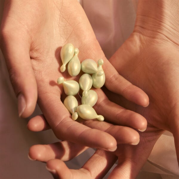 Eve Lom Cleansing Oil Capsules 62.5ml